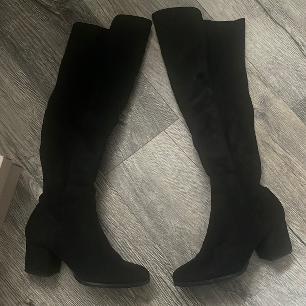 Block heel knee high boots 👢 ✨